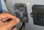 燃气灶为何经常堵塞（探究燃气灶堵塞的原因及解决方法）
