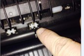 复印机侧面卡纸问题解决方法（探索复印机侧面卡纸原因与修复方案）