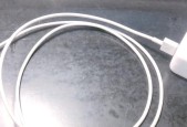 物理充电器插头叫什么？这种插头的特点是什么？