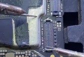 显示器进水黑屏了怎么办？修复步骤和注意事项是什么？