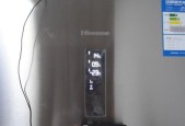 海信冰箱显示屏乱跳的原因排查及解决方法（详细解析海信冰箱显示屏乱跳的可能原因及相应的解决方案）