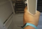 冰箱保鲜区漏水怎么办（应对冰箱保鲜区漏水的方法及预防措施）