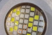 显示器灯珠不亮的修复方法（解决显示器灯珠无亮问题的有效措施）