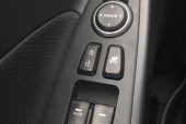 索纳塔车型适合使用哪种手机充电器？充电器的选择标准是什么？