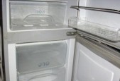 冰箱保鲜层不制冷的故障排查与修复方法（了解冰箱保鲜层不制冷的原因）