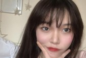 怎么用美颜相机去除衣服褶皱？美颜相机有哪些功能？