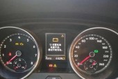 灯没电池还亮是怎么回事？