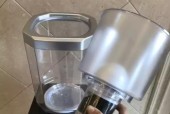 盐清洗饮水机的方法是什么？如何正确使用盐清洗饮水机？