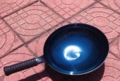 电磁炉使用中油变黑是什么原因？如何解决？