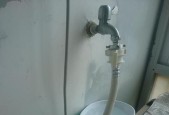 洗衣机排水后漏水问题分析与解决（如何解决洗衣机排水后漏水问题）