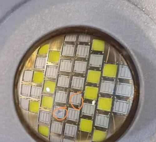 显示器灯珠不亮的修复方法（解决显示器灯珠无亮问题的有效措施）  第1张