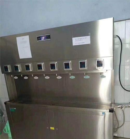 解读刷卡饮水机故障代码的原因与解决方法（揭秘刷卡饮水机故障代码背后的秘密）  第1张