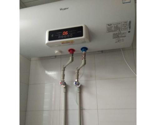 探究惠而浦热水器E7故障原因及维修方法（深入了解E7故障）  第1张
