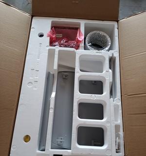 如何正确拆洗油烟机盖（简单操作让你轻松清洁厨房油烟机）  第1张