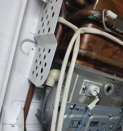 解析能率热水器09故障及维修方法（深入探讨能率热水器09常见故障现象和解决方案）  第1张