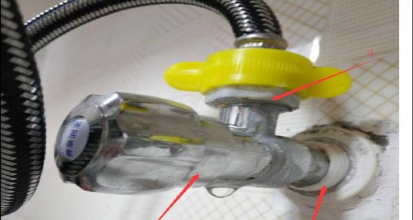 热水器漏水的处理方法（如何解决热水器漏水问题）  第1张