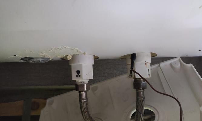 电热水器镁棒坏了怎么办（解决电热水器镁棒坏了的问题的有效方法及注意事项）  第1张