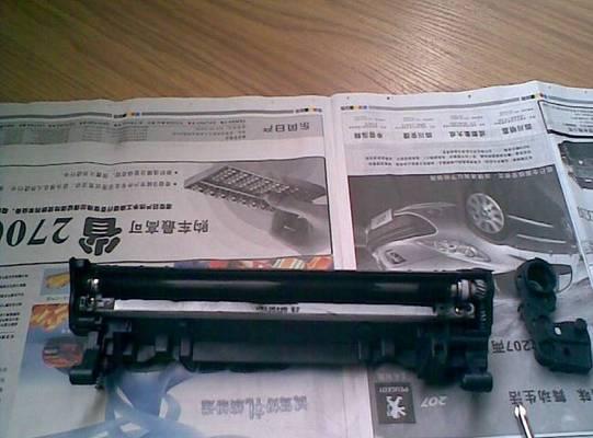 解决打印机刮板有颗粒问题（有效清理和维护方法）  第1张