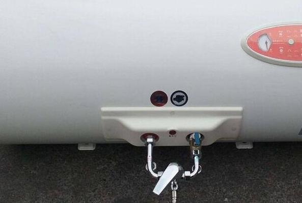 热水器打开开关后不烧水的可能原因（解决家中热水器不烧水的实用方法）  第1张
