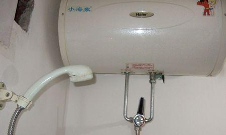 如何解决家里热水器一烧水就鸣叫的问题（消除热水器噪音）  第1张