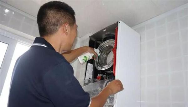 油烟机上的油漆如何清洗干净？有效方法有哪些？  第2张