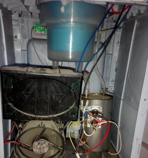 家用台式饮水机漏水怎么办？如何快速解决漏水问题？  第1张