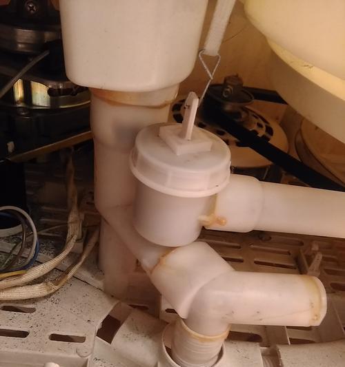 半自动洗衣机排水慢怎么修？常见故障及解决方法是什么？  第1张