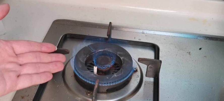 燃气灶火焰异常怎么办？老师傅教你快速判断方法？  第2张