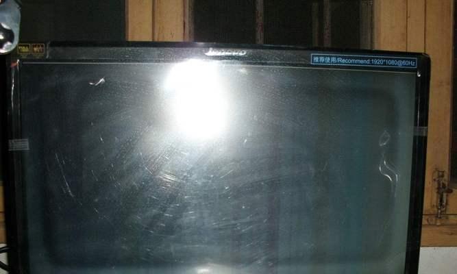 液晶电视开一会就黑屏什么原因？如何进行故障维修？  第3张