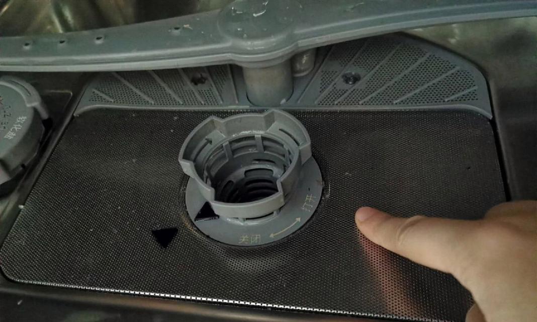 洗碗机积水问题如何解决？维修步骤和注意事项是什么？  第1张