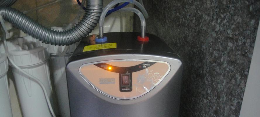 当净水器被雷击坏了怎么办（应对净水器受雷击损坏的有效方法及预防措施）  第2张