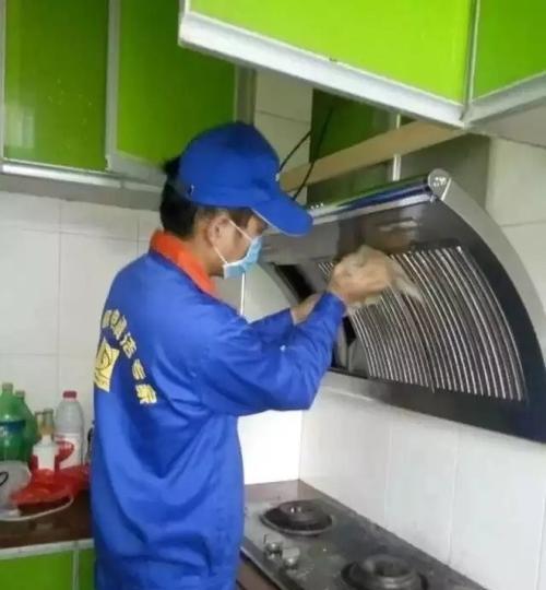 以西山区清洗油烟机收费标准及服务说明（清洗油烟机的必要性与收费标准解析）  第1张