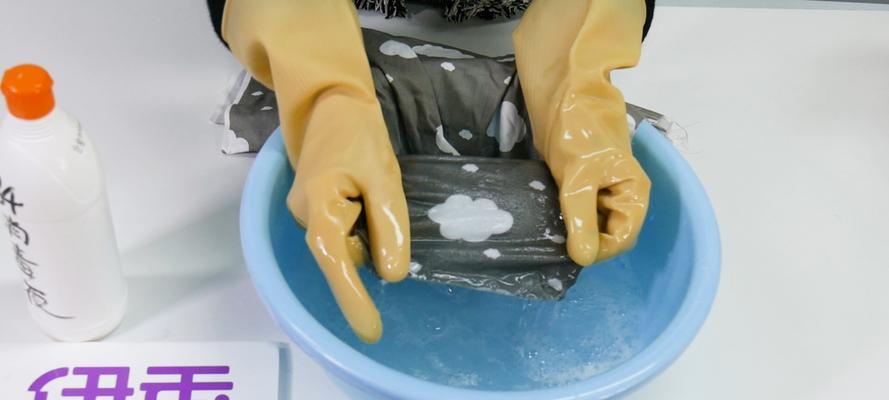 洗衣机可以用84消毒液清洗吗（如何正确使用84消毒液清洗洗衣机）  第3张