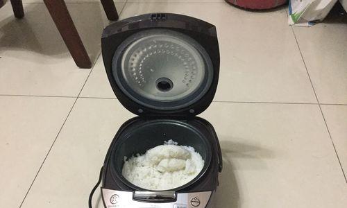 电饭煲预约灯亮了是怎么回事（揭秘电饭煲预约灯亮的原因与解决方法）  第3张
