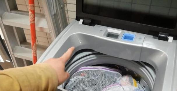 洗衣机洗完停水怎么回事（解决洗衣机洗完停水的问题）  第3张