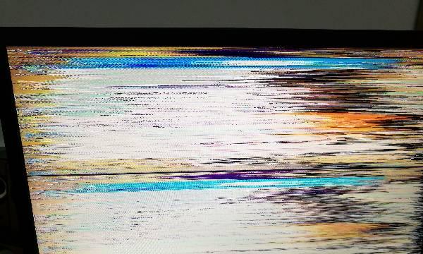 显示器屏幕损坏如何修复？维修步骤和费用是多少？  第1张