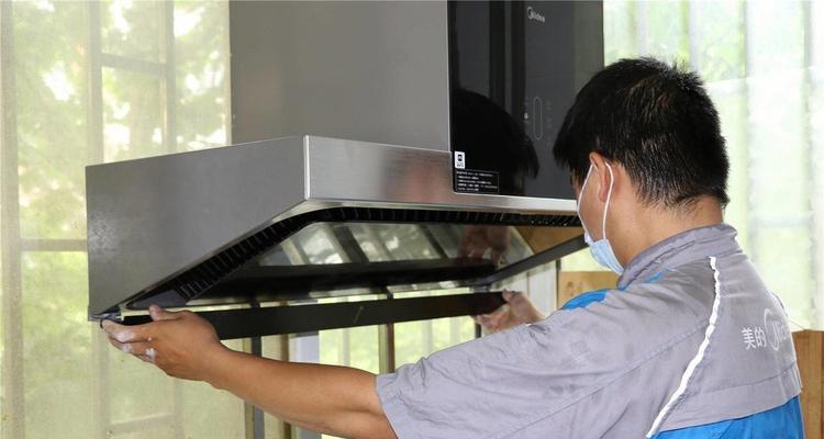 油烟机清洗的最佳方法是什么？如何保持油烟机长期高效运行？  第1张