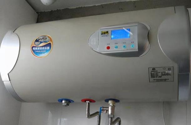 热水器插座烧焦了怎么办？能修复吗？  第1张