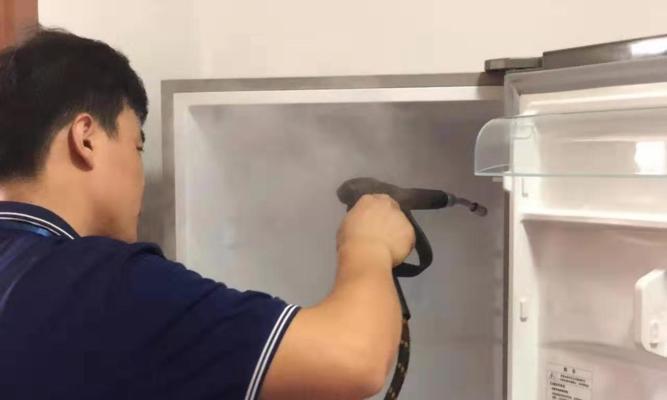 冰箱有异味如何清洗？有效去除冰箱异味的方法是什么？  第2张