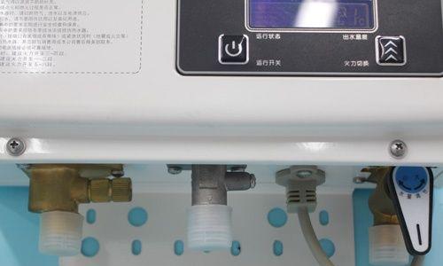 老款燃气热水器清洗方法？如何彻底清洁提高效率？  第1张