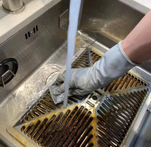 饭店油烟机清洗方法有哪些？如何彻底清洁油烟机？  第3张