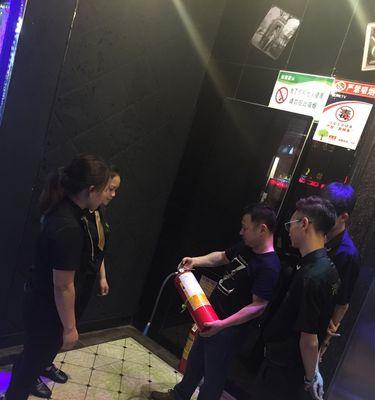 投影仪在餐饮培训中如何操作？使用时应注意哪些问题？  第1张