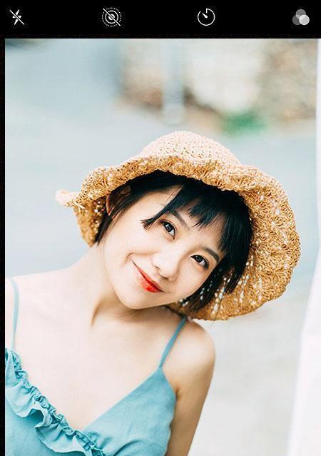 如何用两部大一部小的手机进行拍照？  第2张
