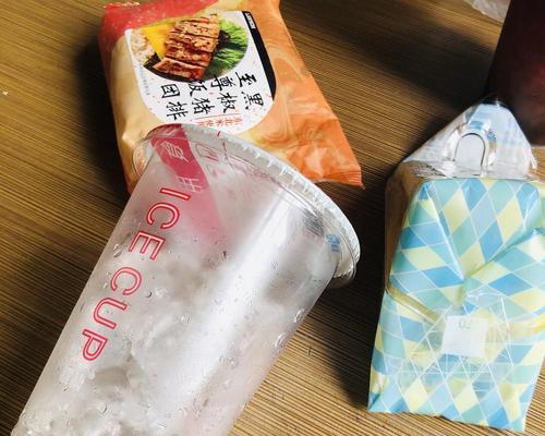 冰水充电器与冰块的区别是什么？各自的优缺点有哪些？  第3张