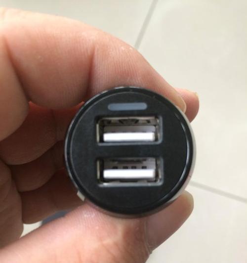 车辆充电器插线板拆卸方法是什么？  第2张
