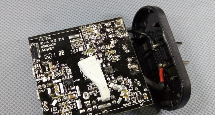保时捷迈康充电器的功率范围是多少？选择充电器功率的建议？  第2张