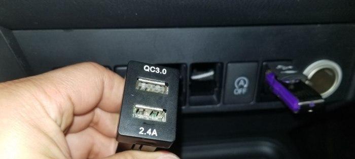 无线车载充电器面板拆卸方法？拆卸过程中应注意什么？  第3张