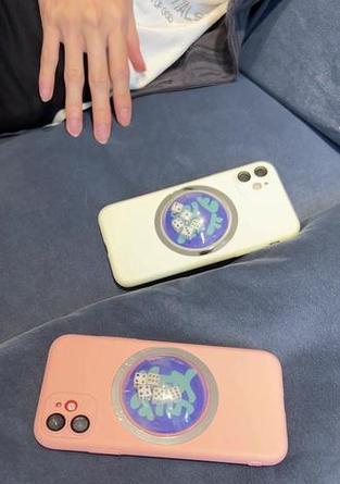 如何正确贴骰子手机壳背贴？  第1张