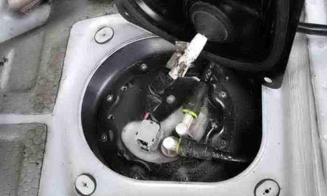 散热器铁片更换方法视频教程？需要哪些工具？  第3张