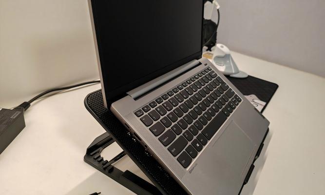 独立散热器在电脑上的使用方法是什么？  第1张